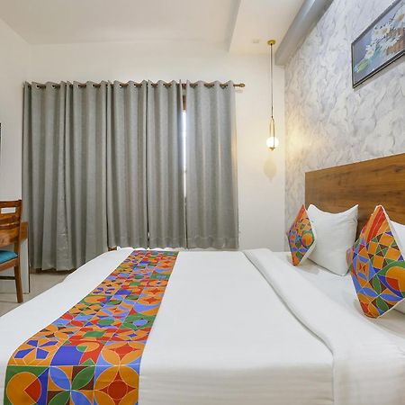 Fabhotel New Journey Hospitality Gurgaon Eksteriør billede