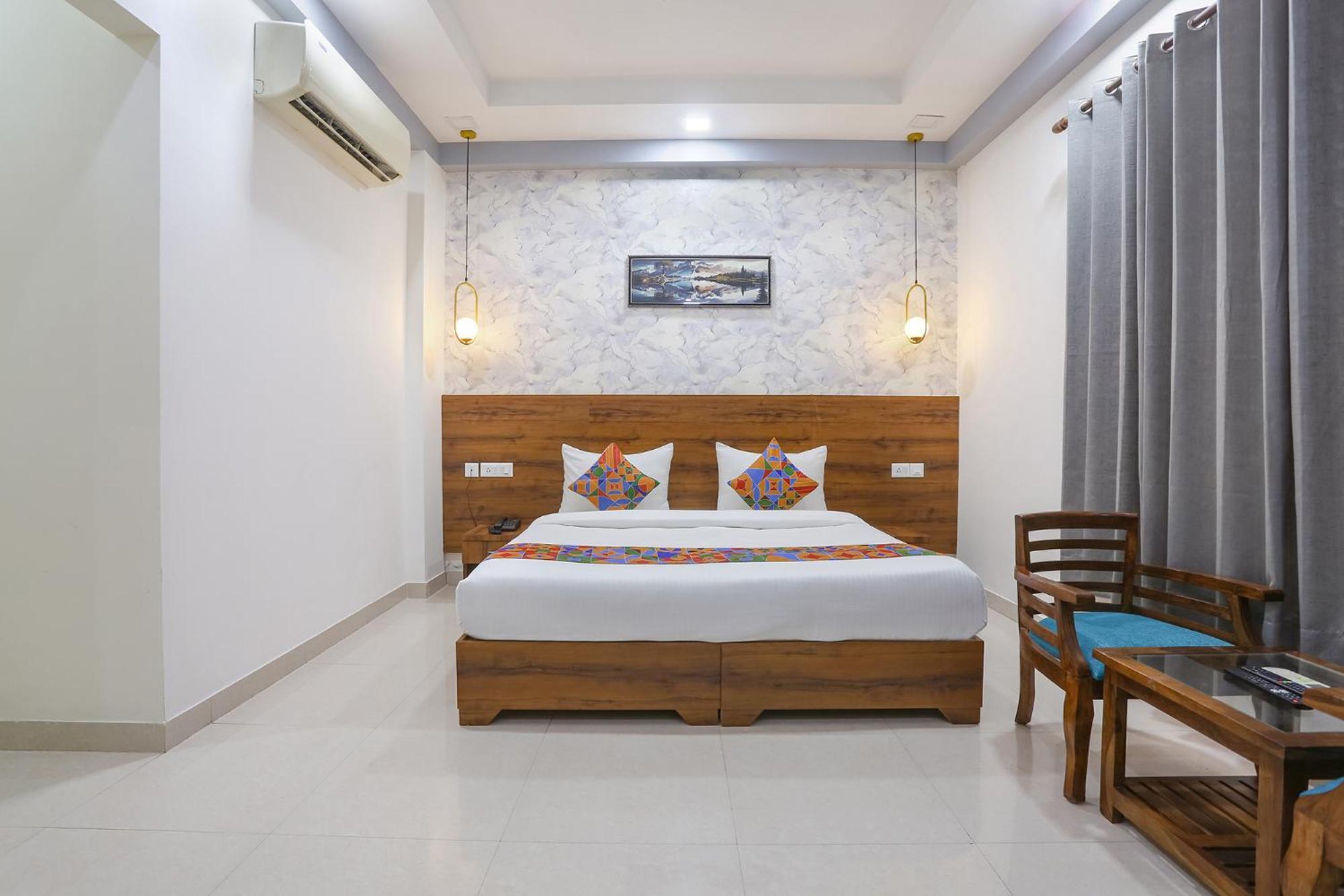 Fabhotel New Journey Hospitality Gurgaon Eksteriør billede
